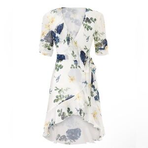 Nicholas Women’s Blue Rose Short Sleeve Wrap Dress in White Floral - Size US 4
